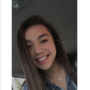 Meet your Posher, Ansley